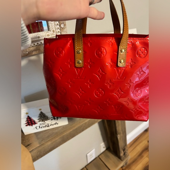 EUC Louis Vuitton Monogram Vernis Reade PM handbag in red patent leather - Picture 12 of 14